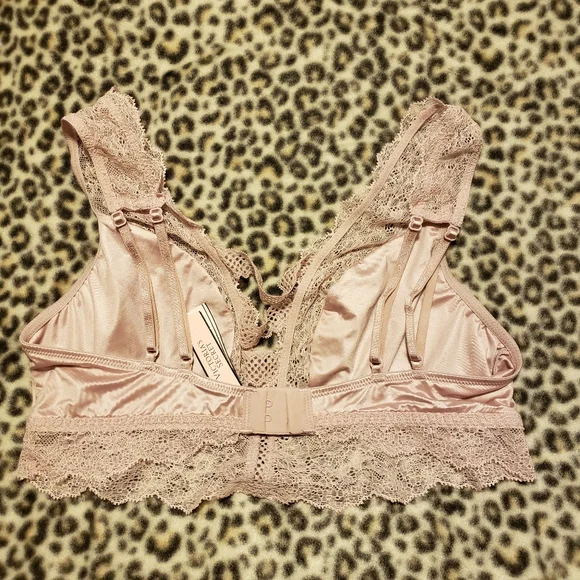 2017 Victoria's Secret Very Sexy Chantilly Lace Plunge Bralette, Size M NWT Pink - Picture 7 of 11